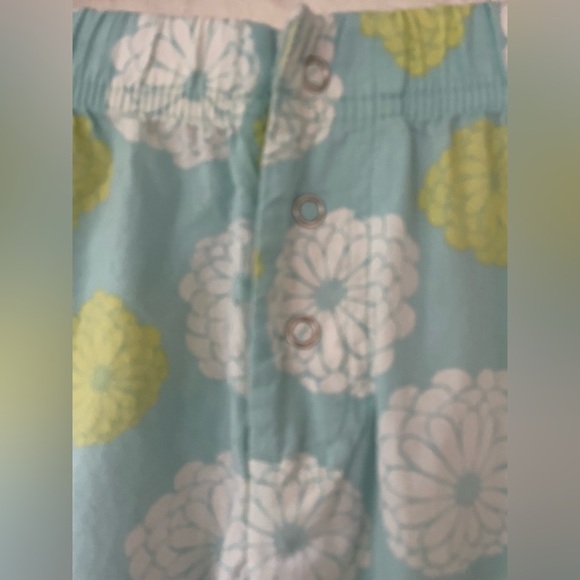 Bath and Body Work’s lightweight blue floral snap front pajama bottom pants; L - Picture 2 of 4